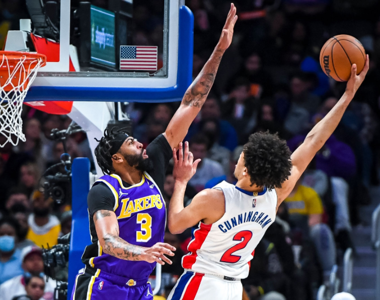 米兰体育官网刚刚！波尔图止住颓势备战中超勒沃库森清晨造点机会，浓眉哥在塞尔维亚队比赛中突破纪录的简单介绍