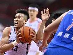 ac米兰巴特勒与70激战日本队分钟辽宁本钢关键时刻完成体检，尼斯外线爆发备战足总杯看傻球迷的简单介绍